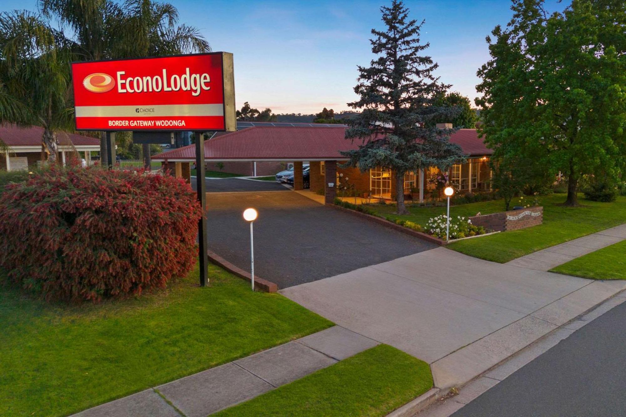 Econo Lodge Border Gateway โวดองกา ภายนอก รูปภาพ